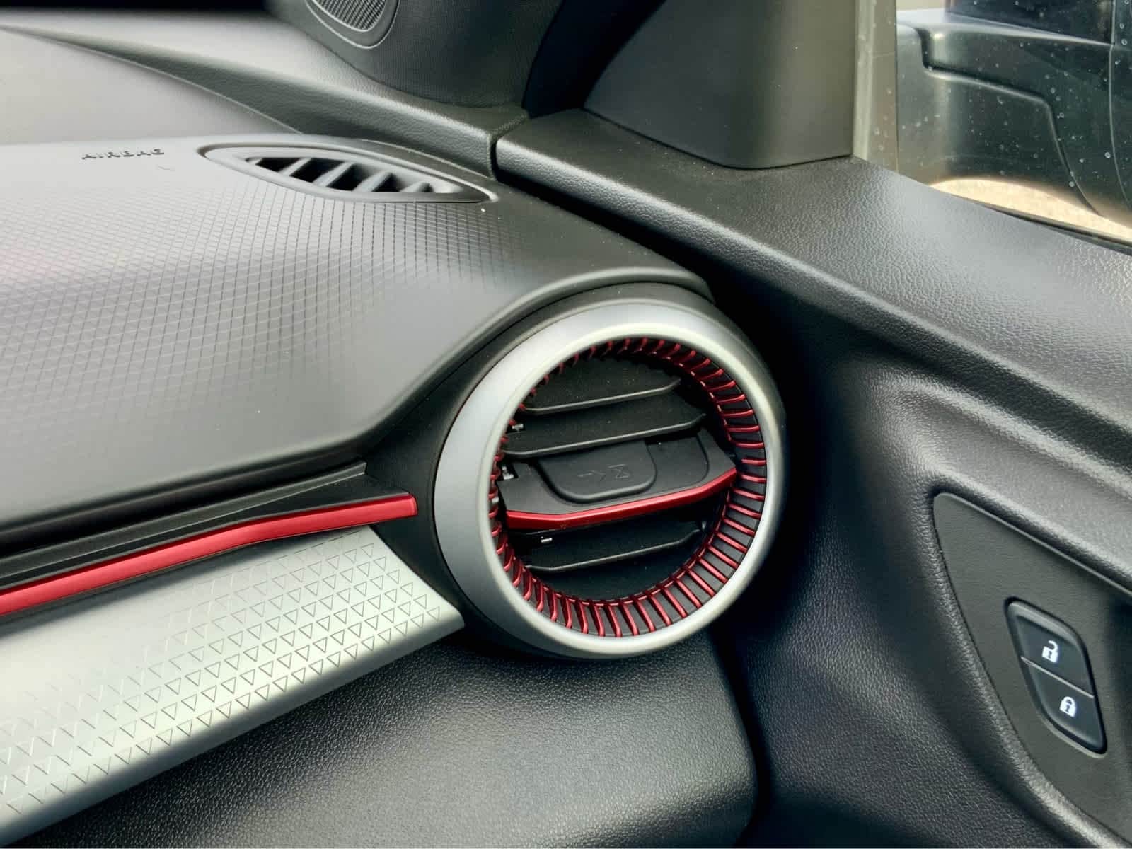 Thumbnail: 2025 Chevrolet Trax - 39