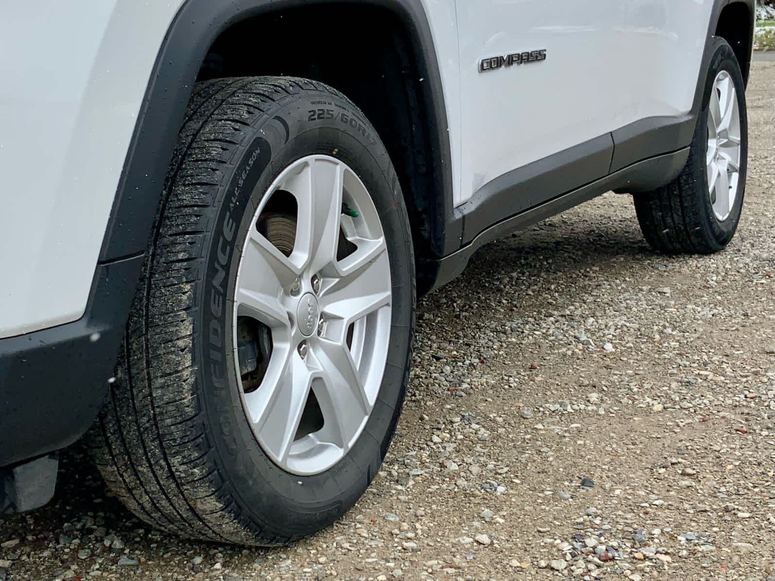 Thumbnail: 2022 Jeep Compass - 16