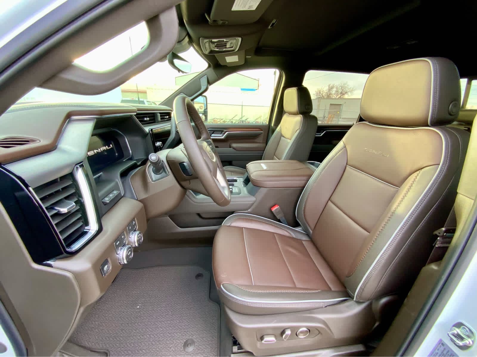 Thumbnail: 2026 GMC Sierra 3500 - 26