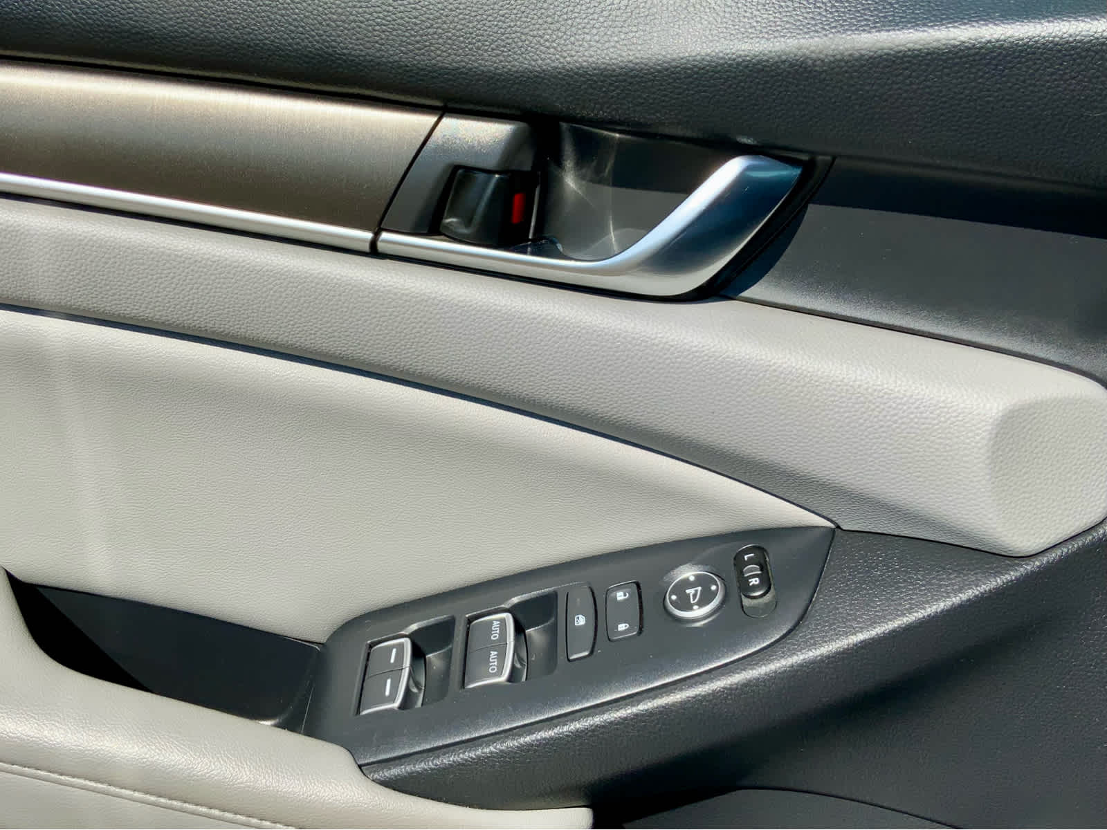 Thumbnail: 2019 Honda Accord - 48