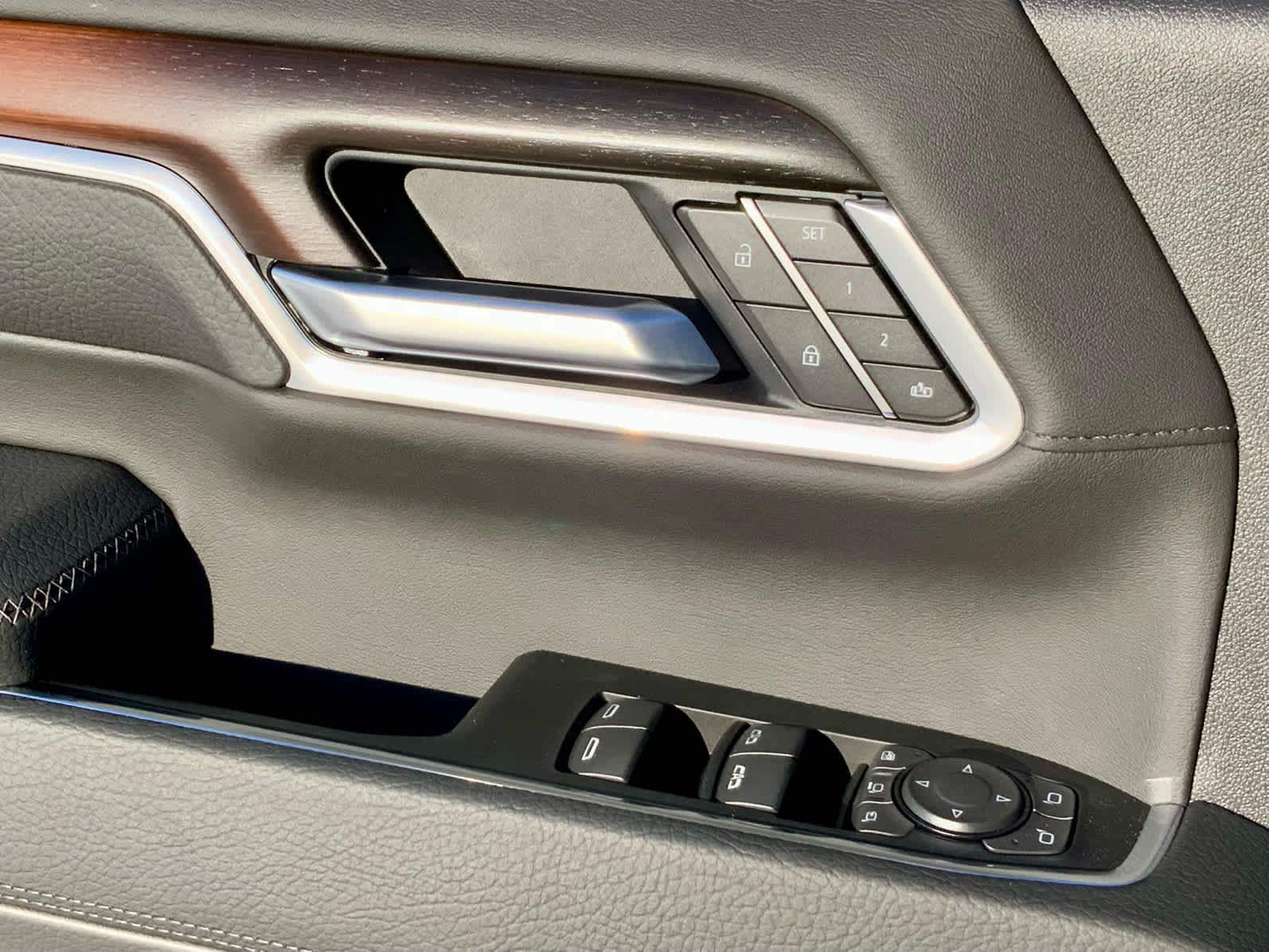 Thumbnail: 2026 GMC Sierra 2500 - 48