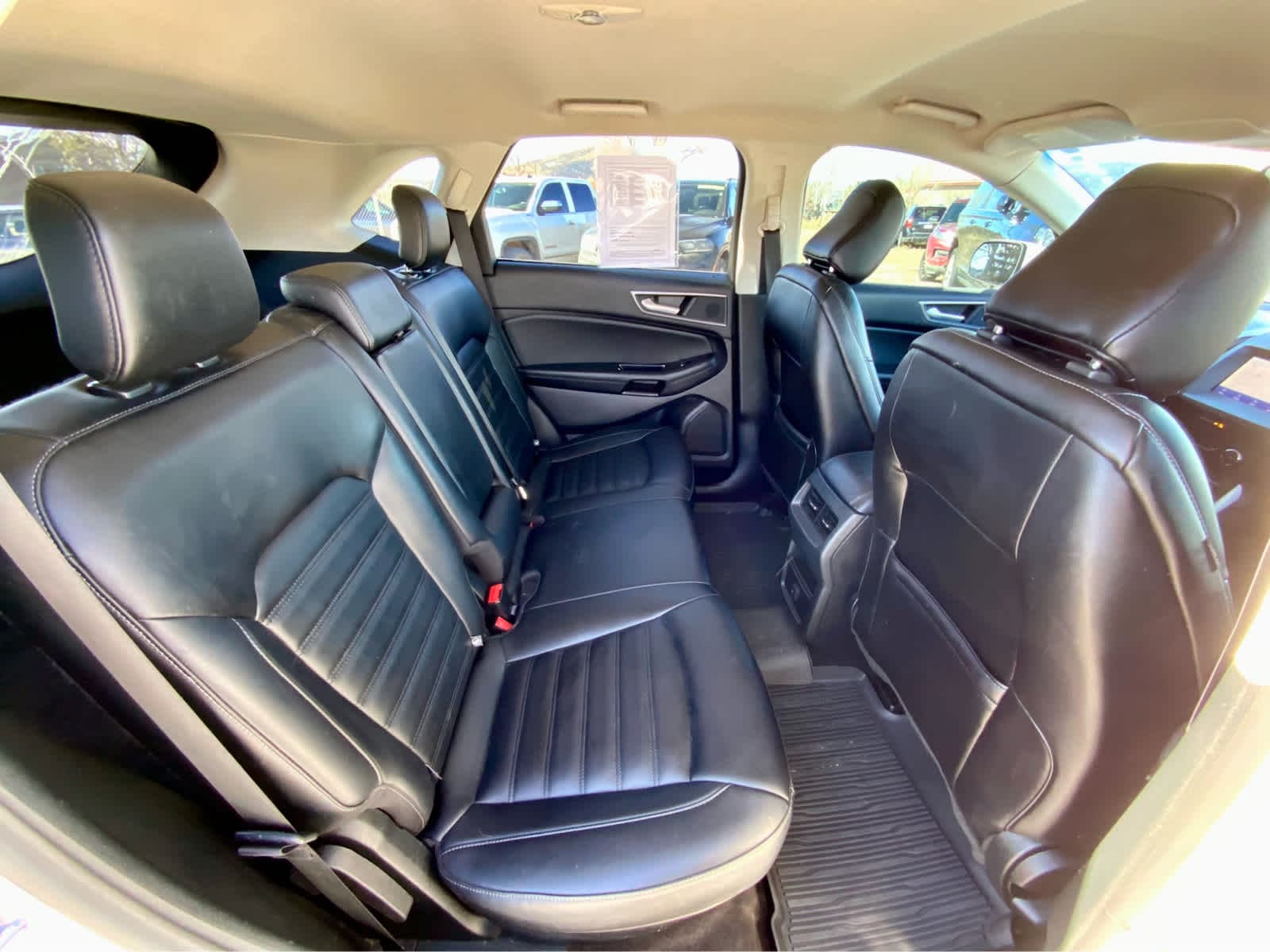 Thumbnail: 2020 Ford Edge - 23