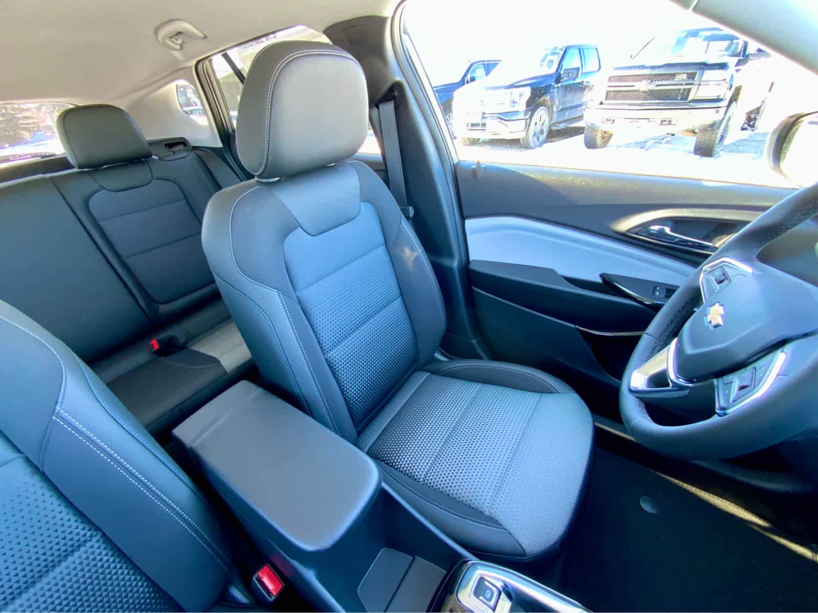 Thumbnail: 2026 Chevrolet Trax - 28