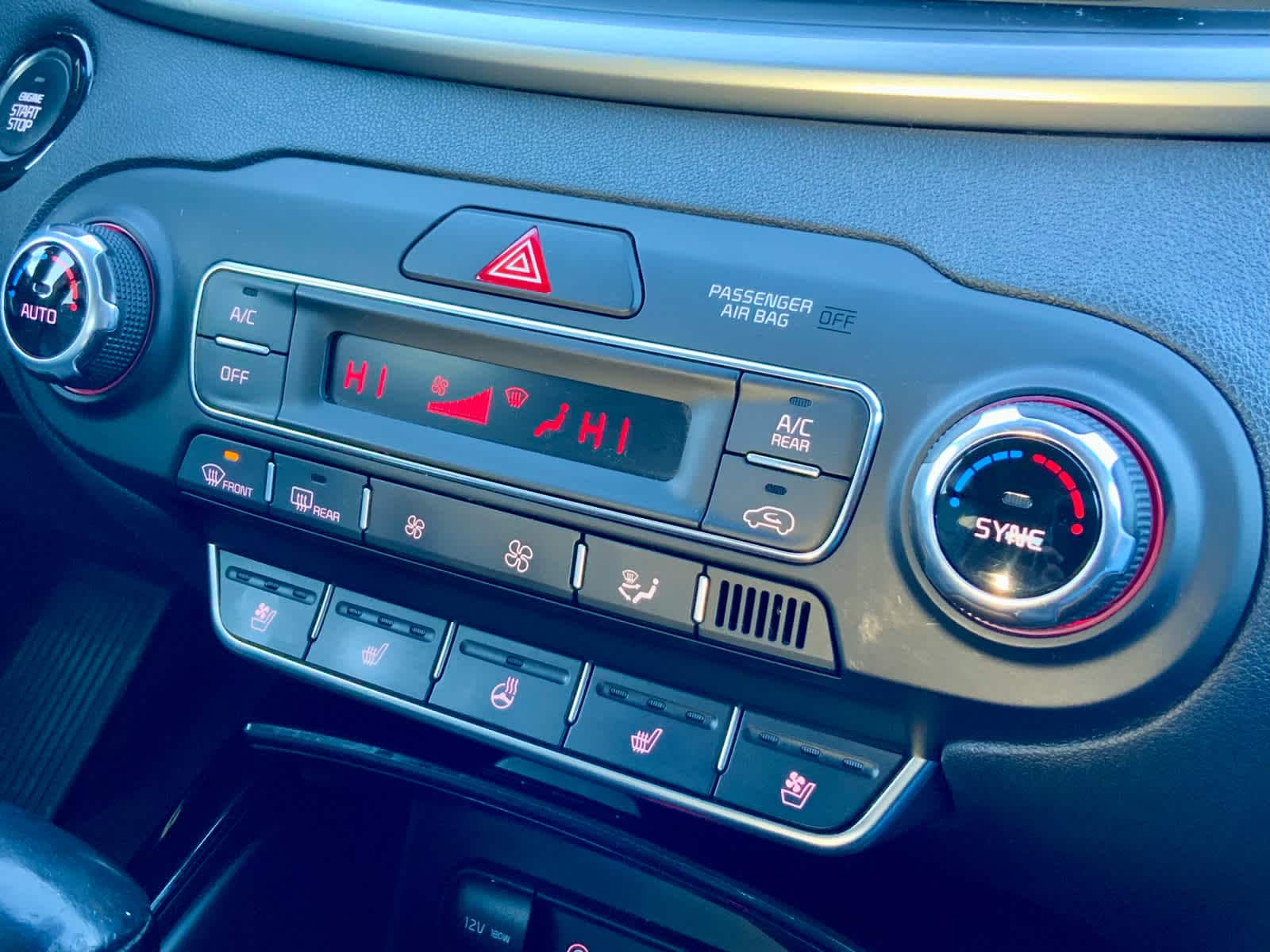 Thumbnail: 2019 Kia Sorento - 44