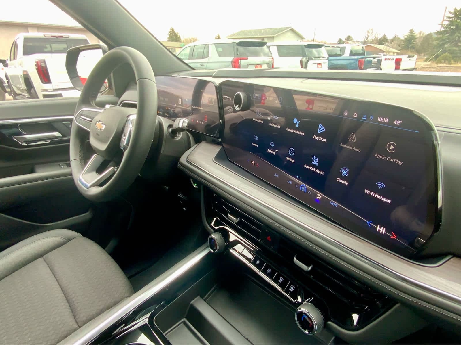 Thumbnail: 2026 Chevrolet Suburban - 41