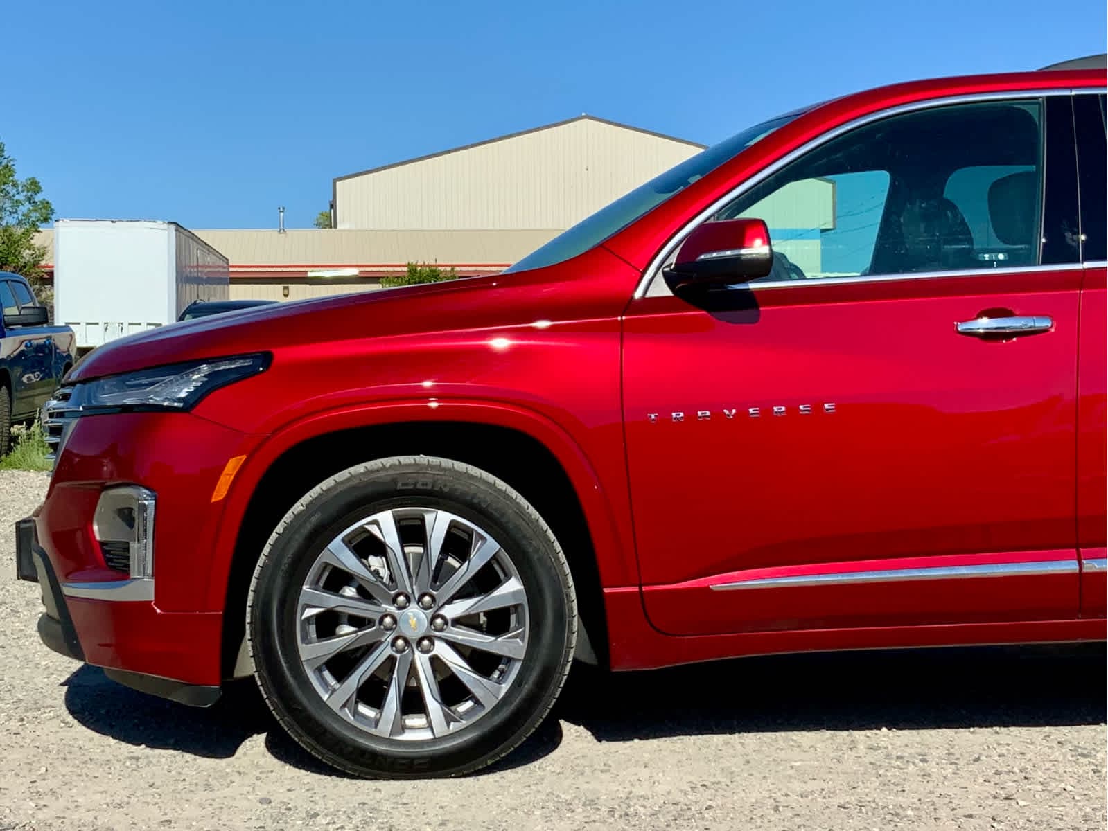 Thumbnail: 2023 Chevrolet Traverse - 9