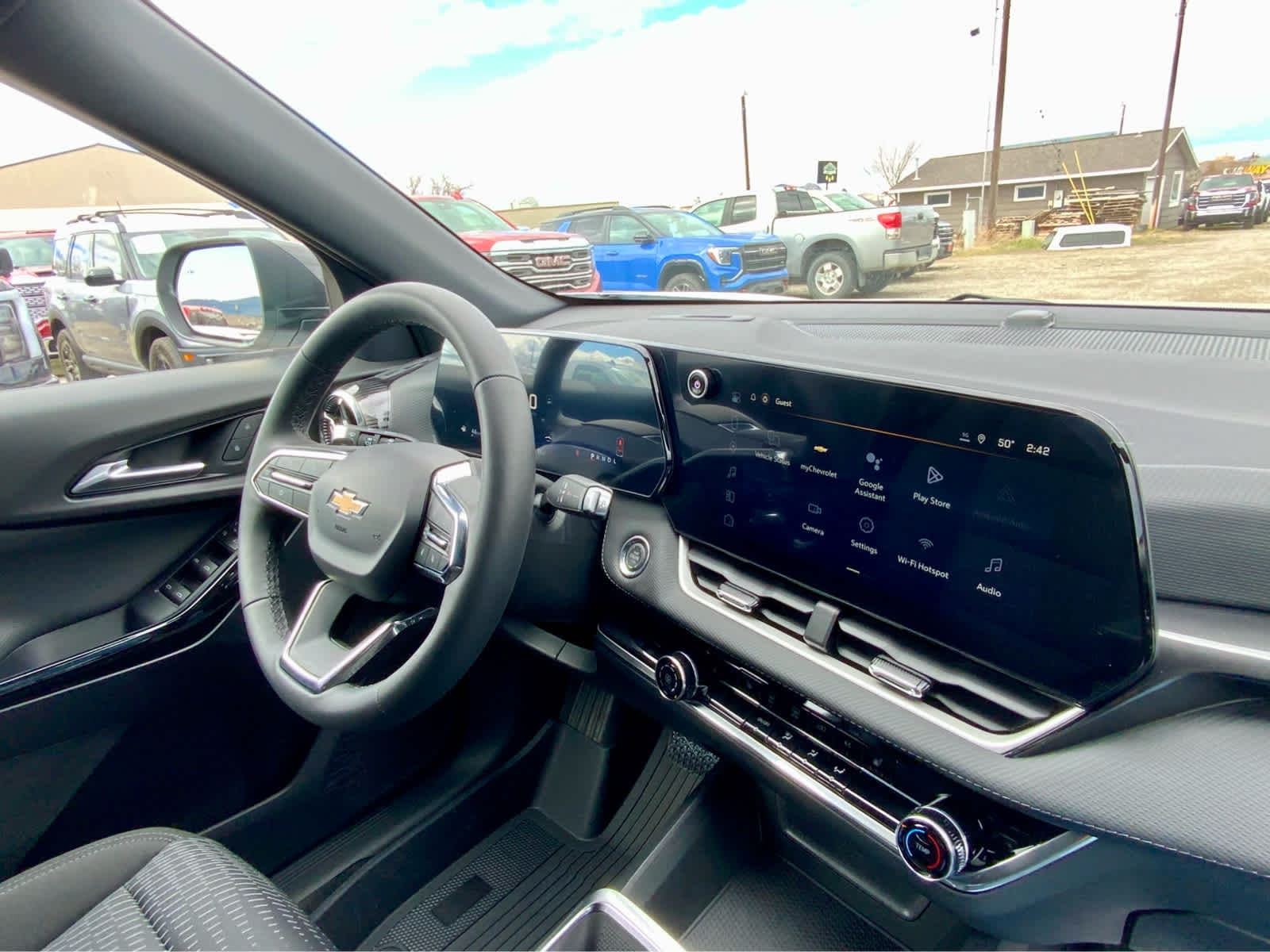 Thumbnail: 2026 Chevrolet Equinox - 40