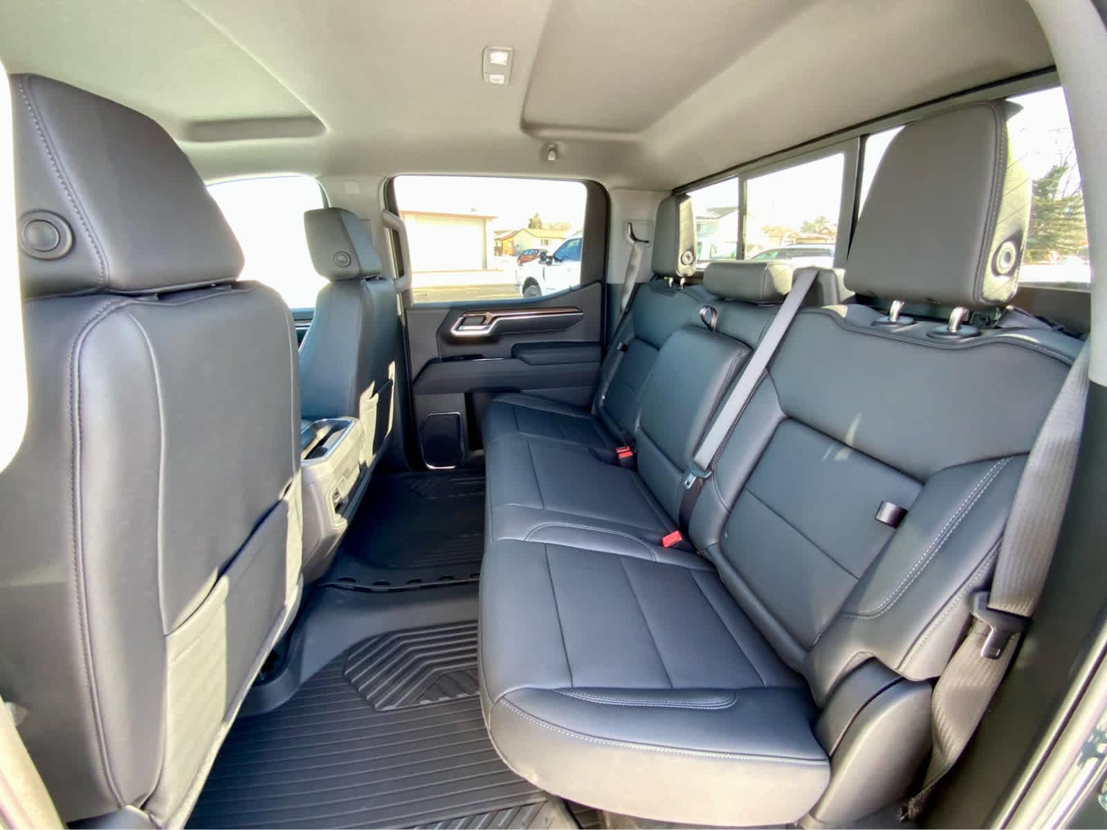 Thumbnail: 2026 Chevrolet Silverado 1500 - 25