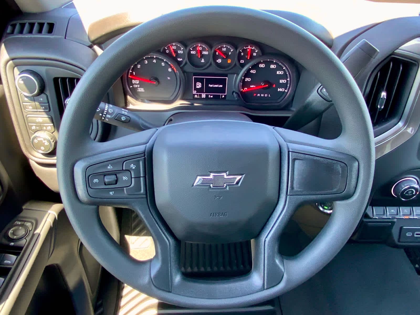 Thumbnail: 2026 Chevrolet Silverado 1500 - 33