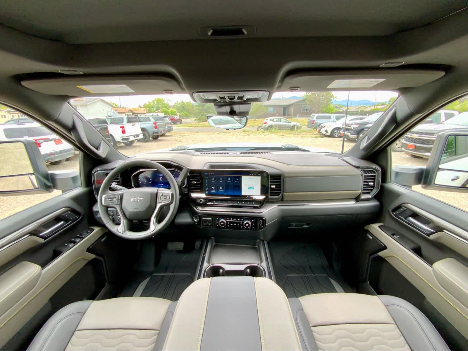 Thumbnail: 2026 Chevrolet Silverado 2500 - 31