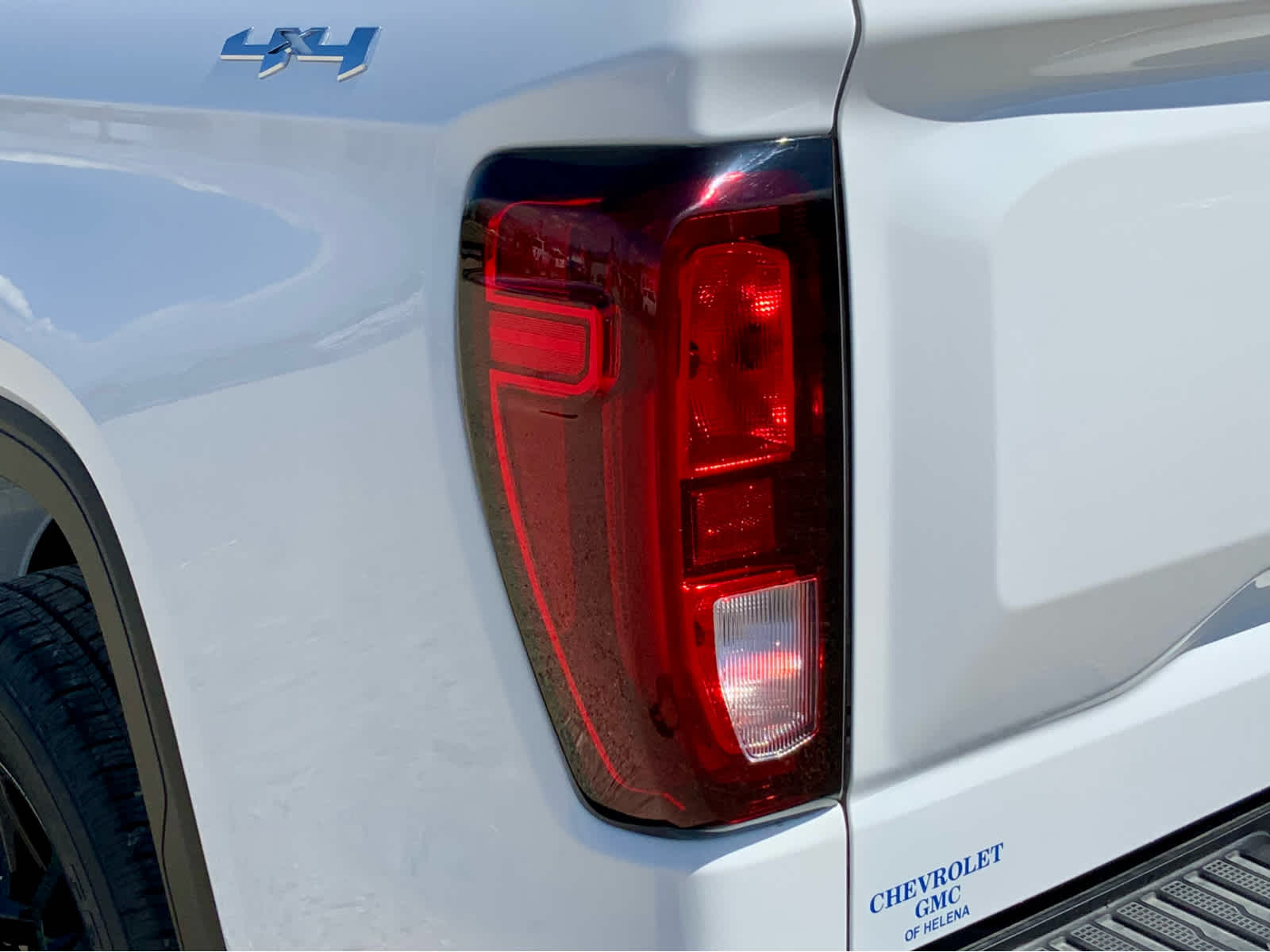 Thumbnail: 2025 GMC Sierra 1500 - 16
