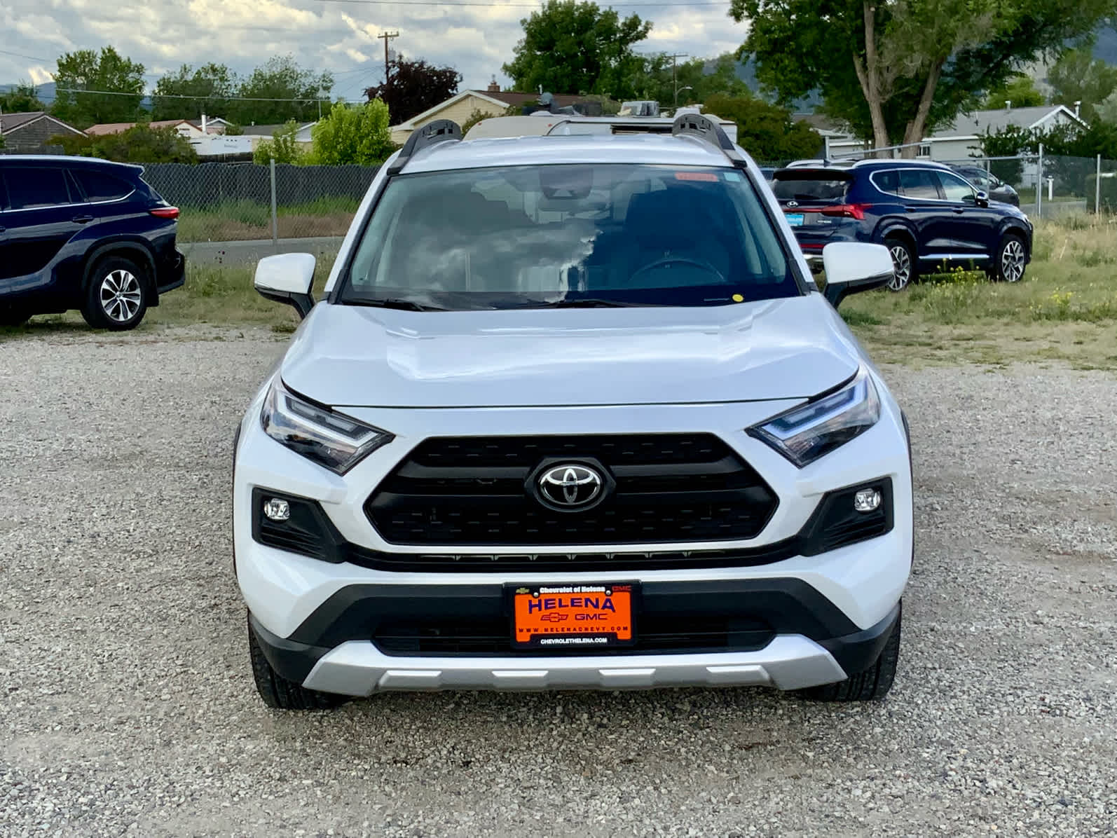 Thumbnail: 2022 Toyota RAV4 - 8