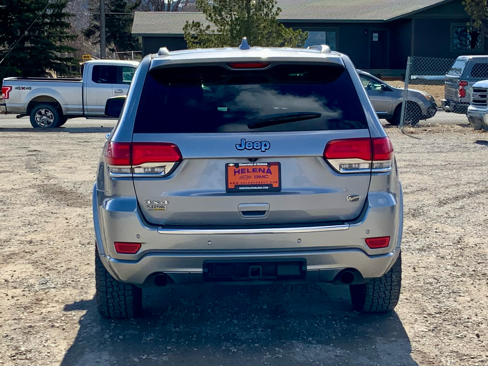 Thumbnail: 2015 Jeep Grand Cherokee - 4