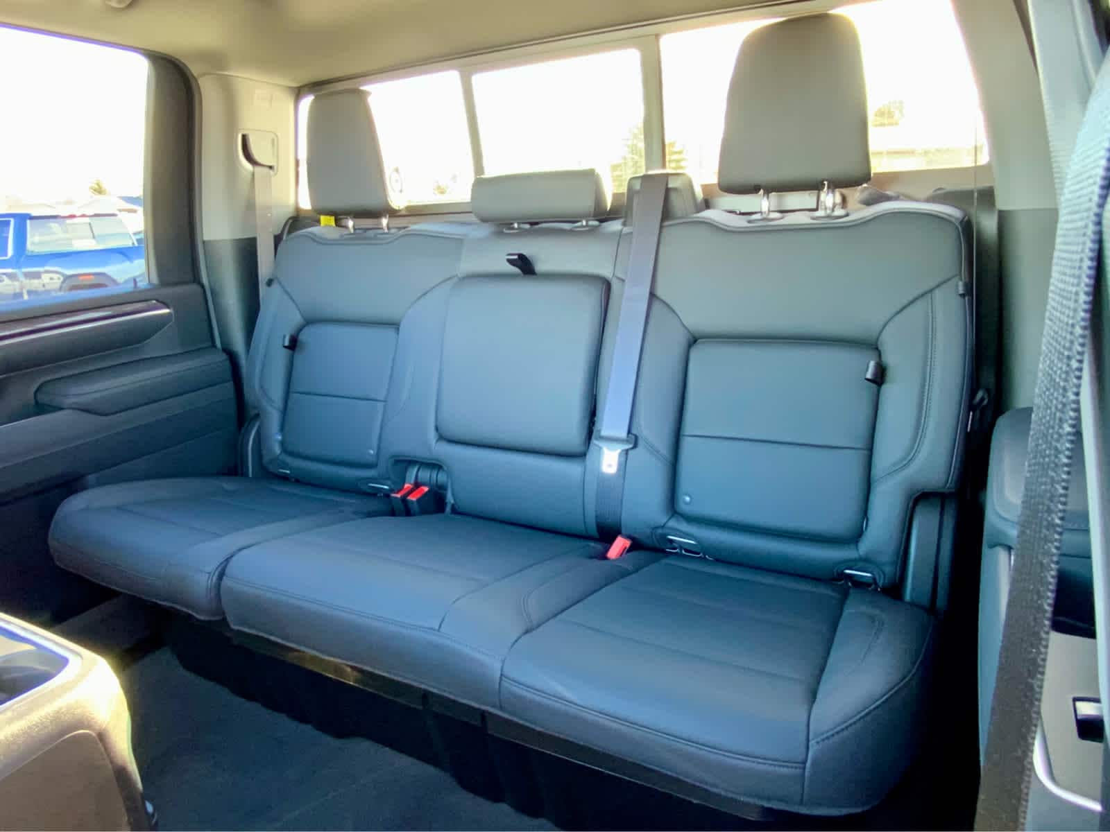 Thumbnail: 2026 Chevrolet Silverado 3500 - 37