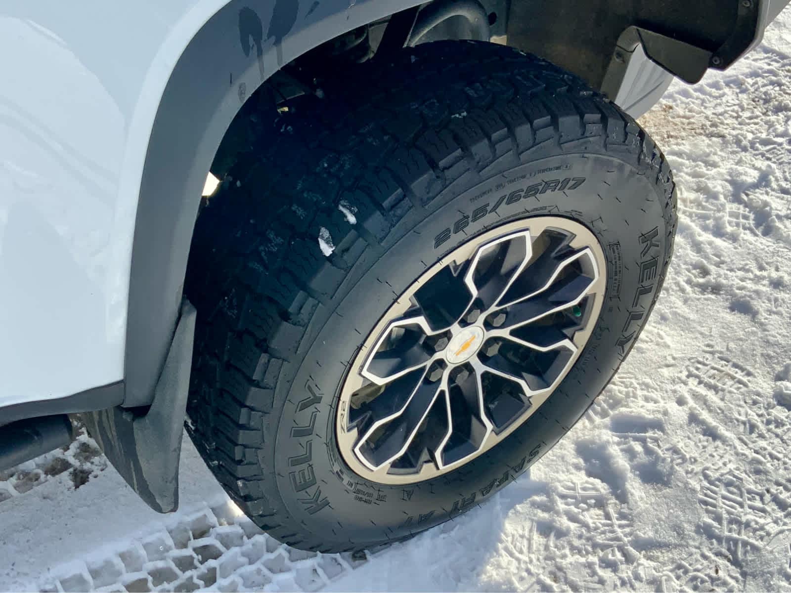 Thumbnail: 2019 Chevrolet Colorado - 17