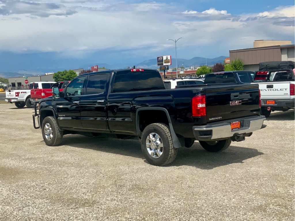 Used 2018 GMC Sierra 2500 HD SLT Truck Crew Cab