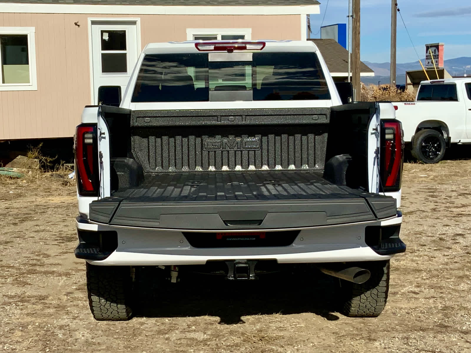 Thumbnail: 2026 GMC Sierra 2500 - 18