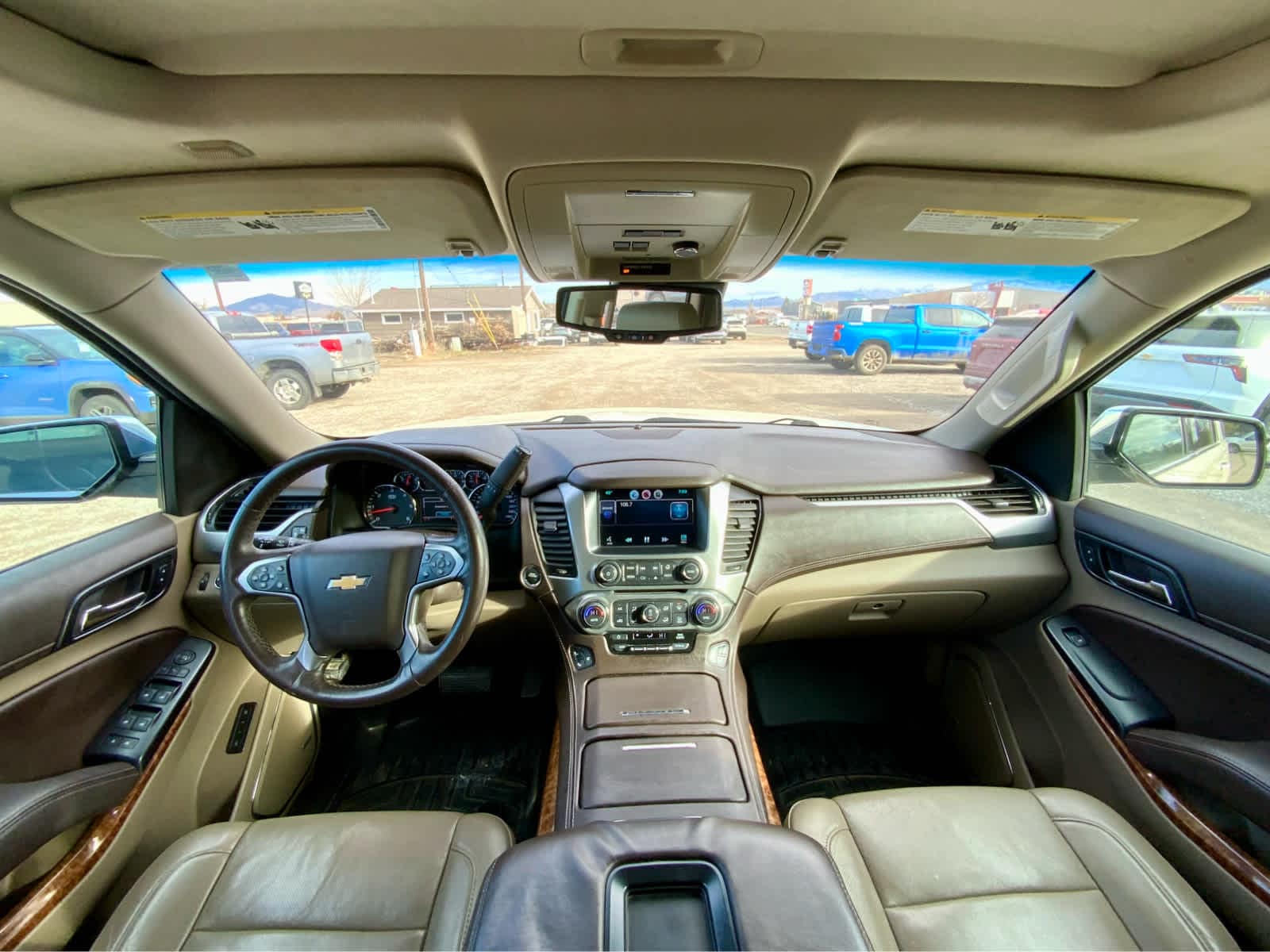 Thumbnail: 2015 Chevrolet Tahoe - 30