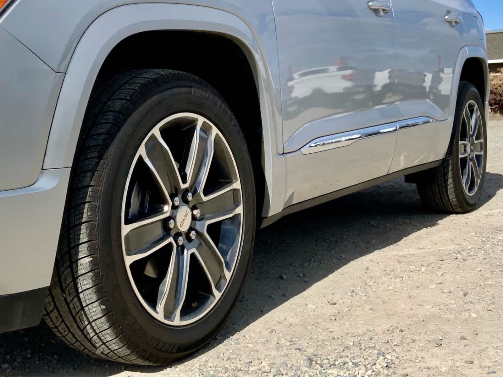 Thumbnail: 2019 GMC Acadia - 13