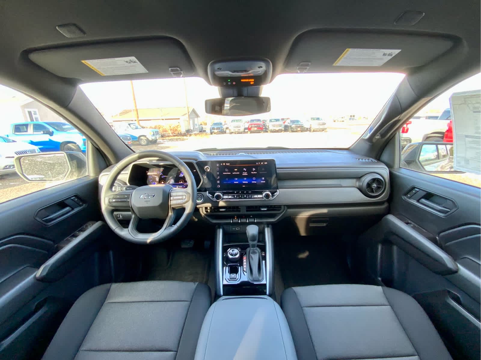 Thumbnail: 2026 Chevrolet Colorado - 31