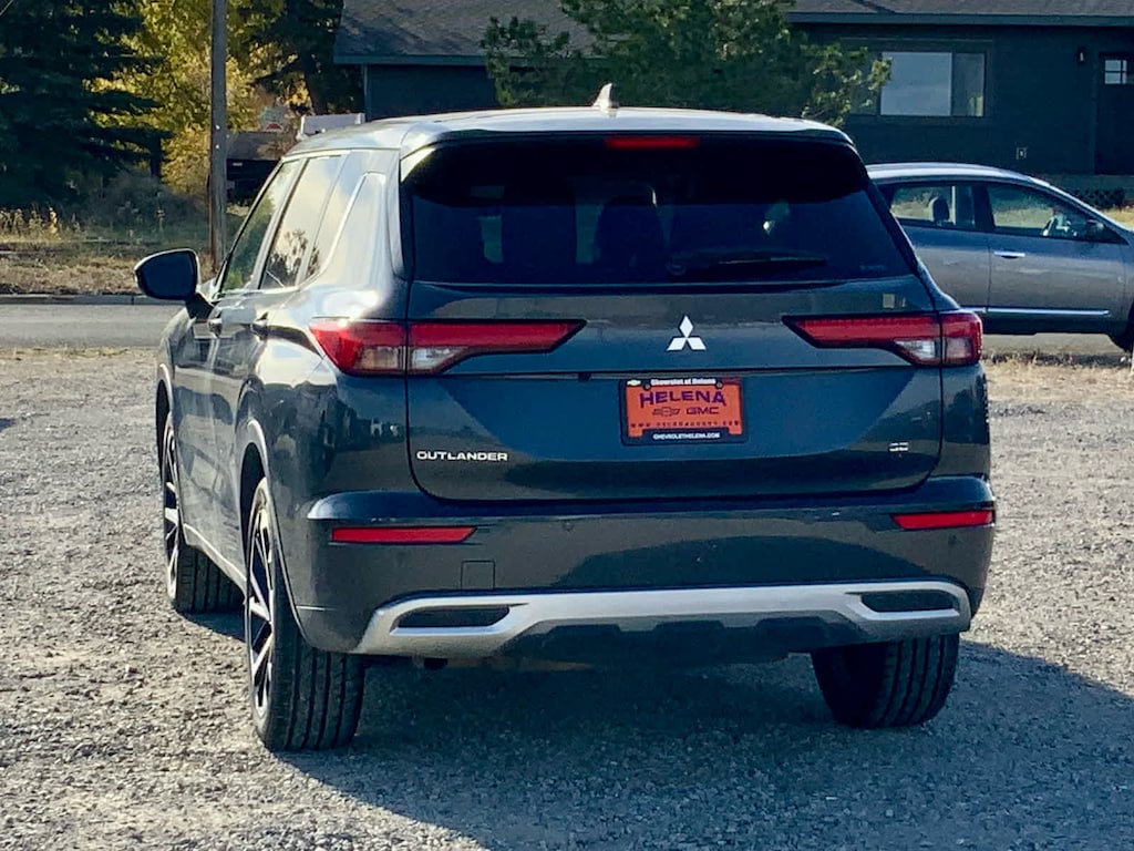 Used 2024 Mitsubishi Outlander SE SUV