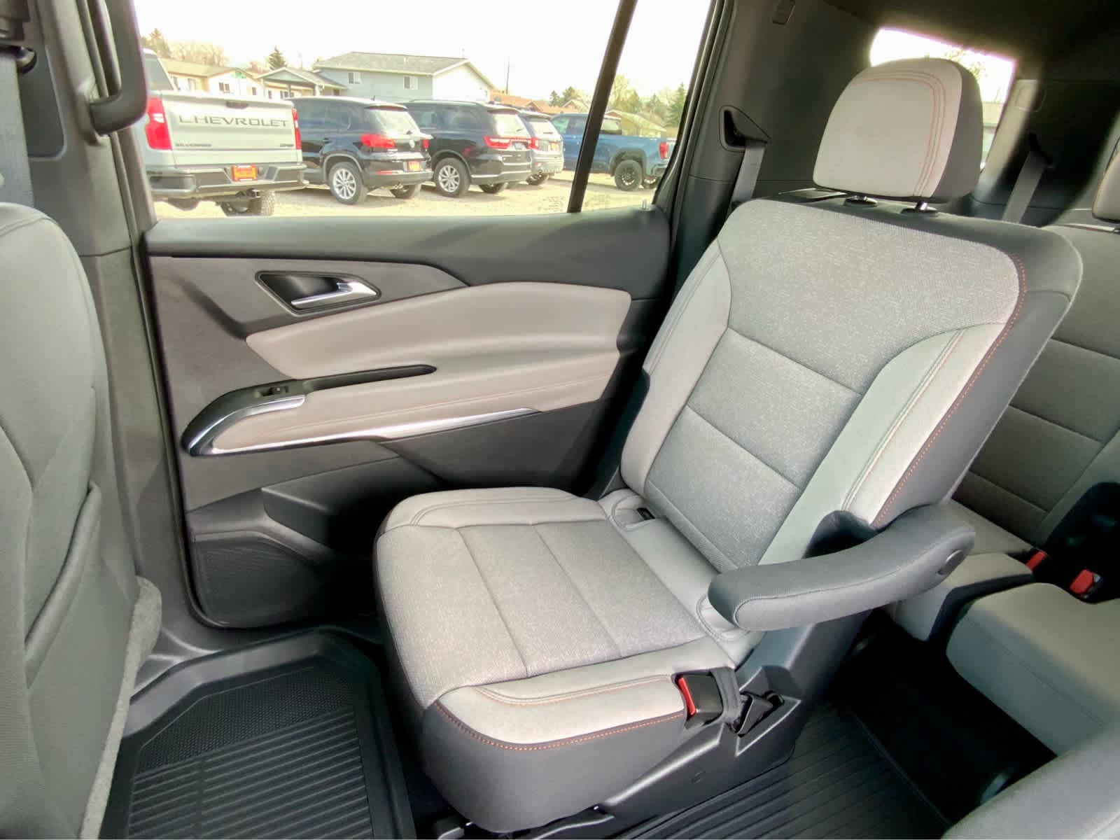 Thumbnail: 2026 Chevrolet Traverse - 25