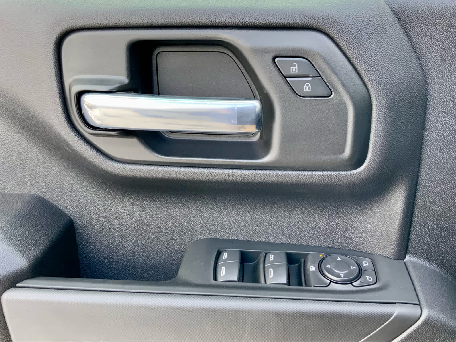 Thumbnail: 2026 Chevrolet Silverado 1500 - 49