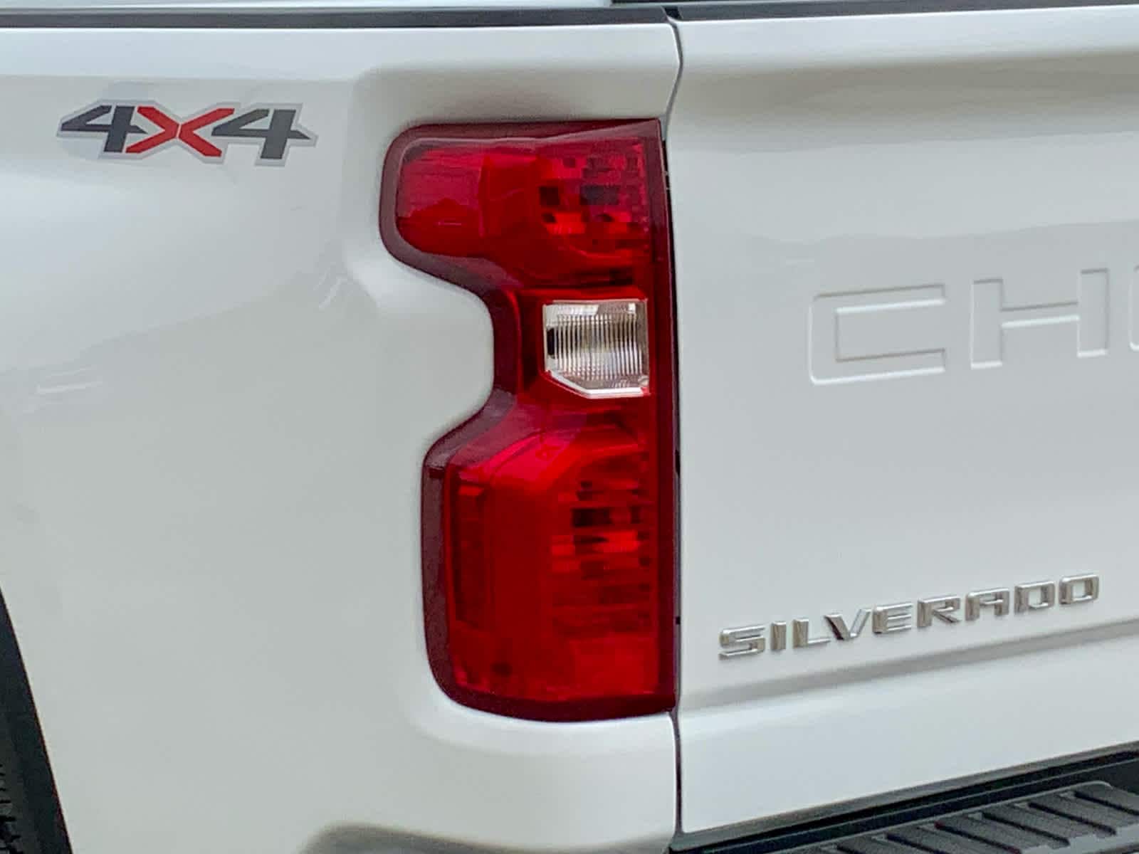 Thumbnail: 2025 Chevrolet Silverado 3500 - 16