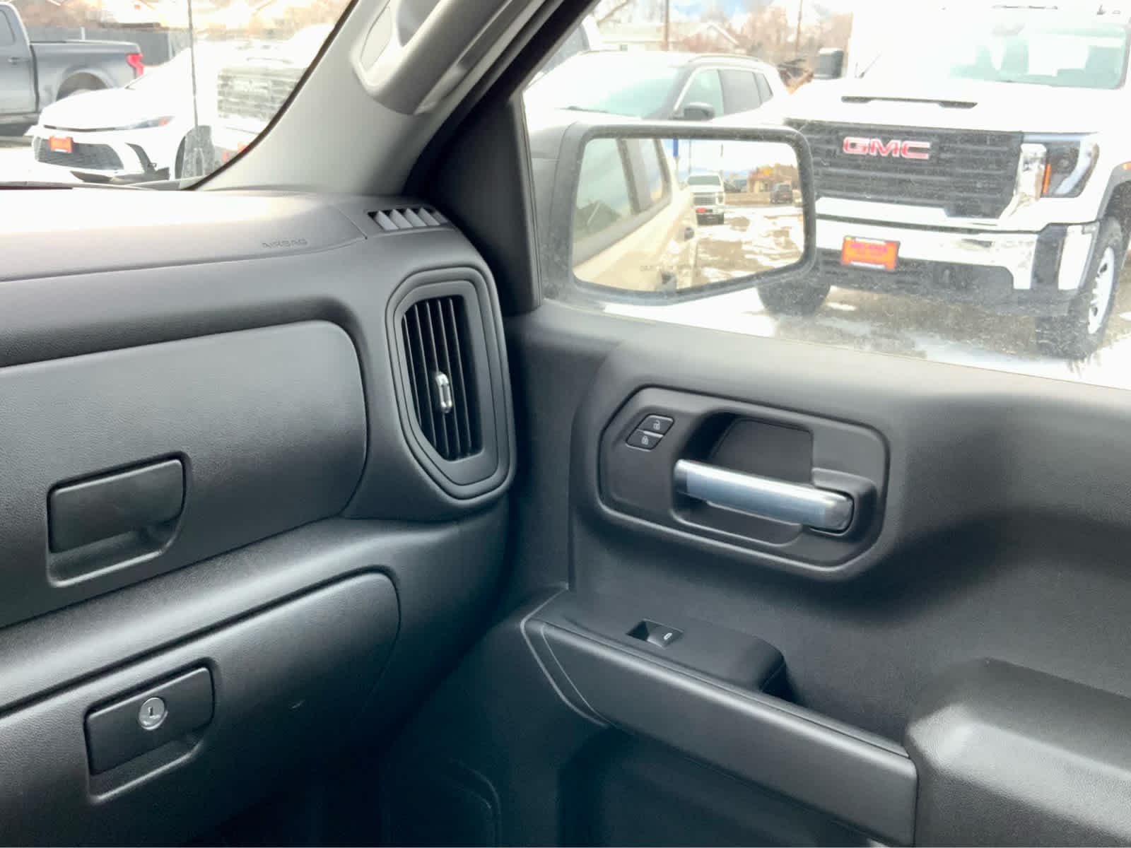 Thumbnail: 2026 Chevrolet Silverado 1500 - 41