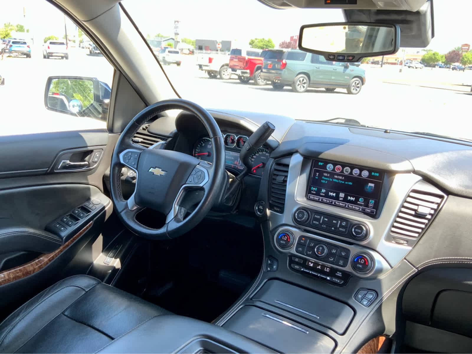 Thumbnail: 2016 Chevrolet Tahoe - 40