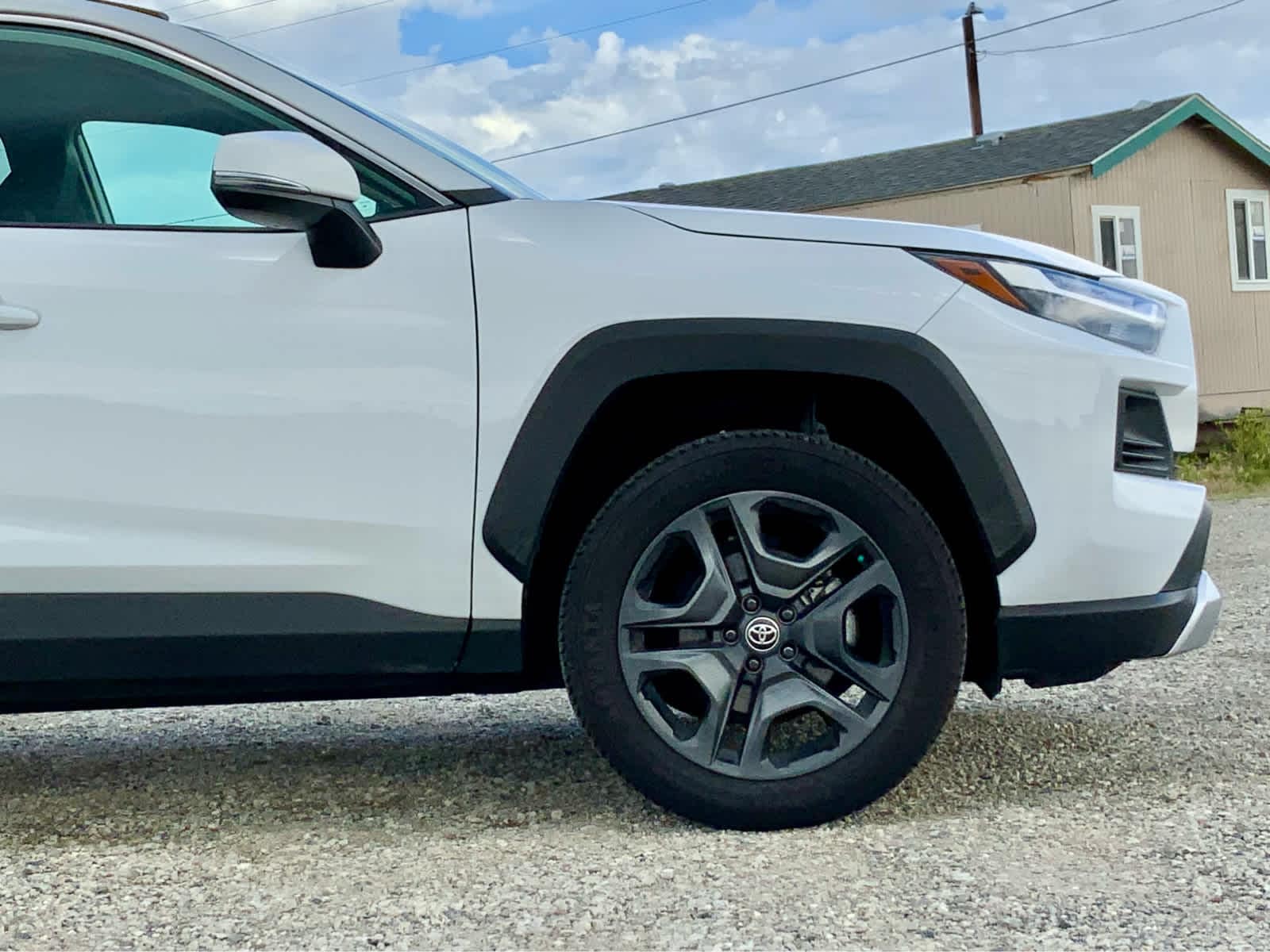 Thumbnail: 2022 Toyota RAV4 - 13