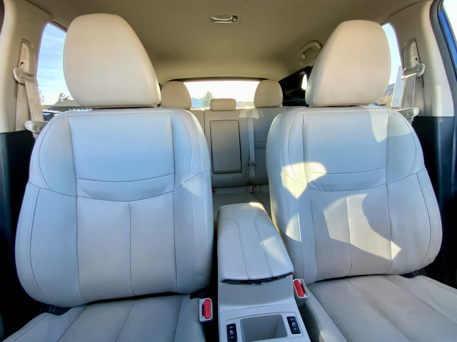 Thumbnail: 2022 Nissan Rogue Sport - 30