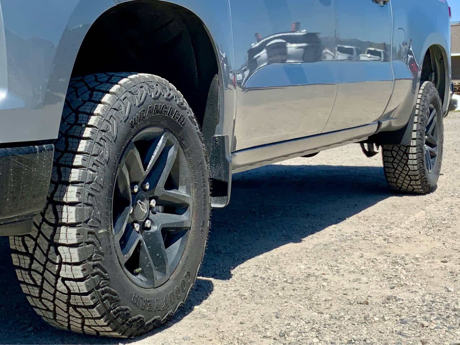 Thumbnail: 2026 Chevrolet Silverado 1500 - 18