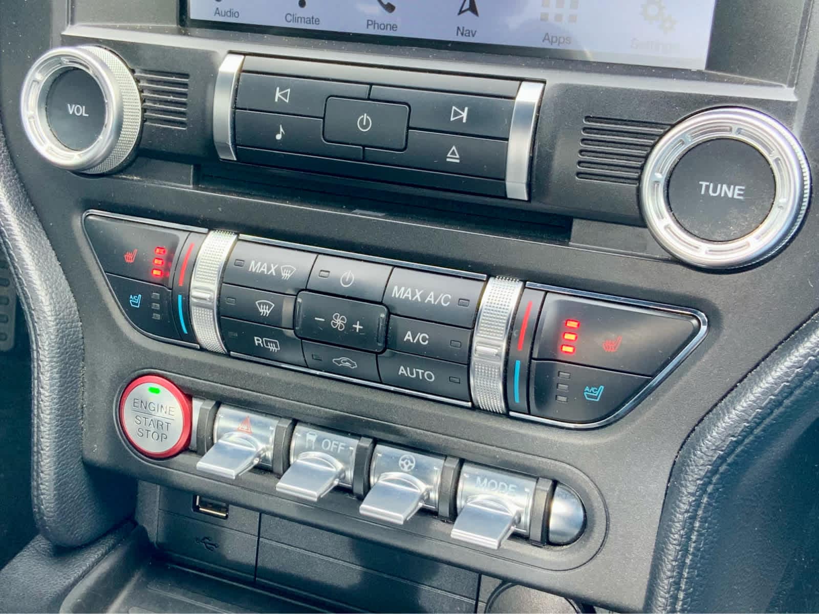 Thumbnail: 2018 Ford Mustang - 40