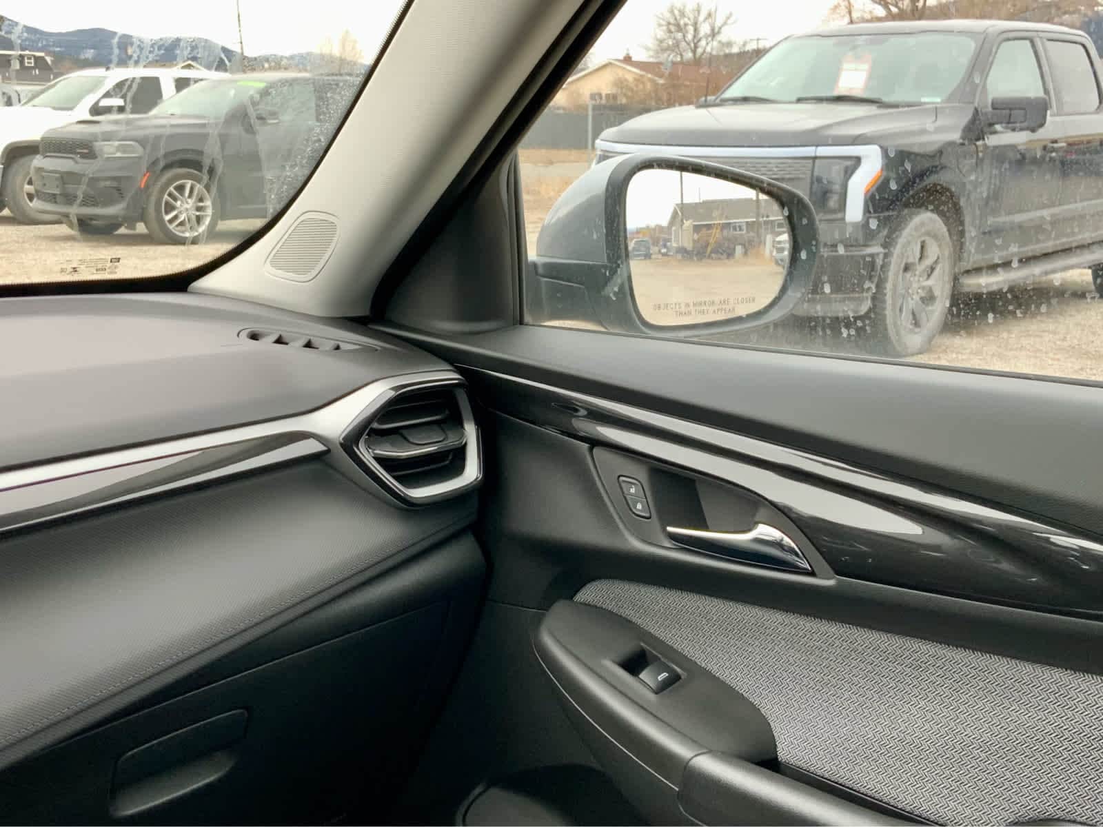 Thumbnail: 2026 Chevrolet TrailBlazer - 35