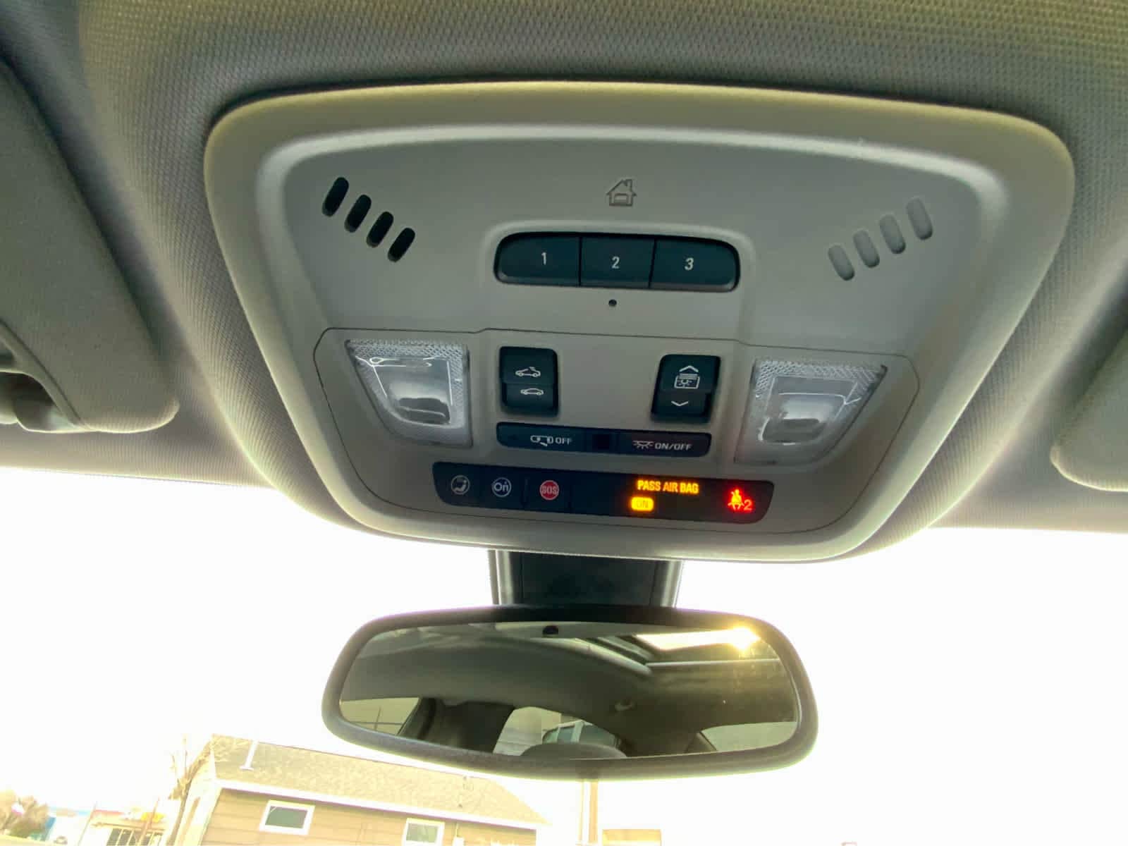 Thumbnail: 2018 Chevrolet Malibu - 48