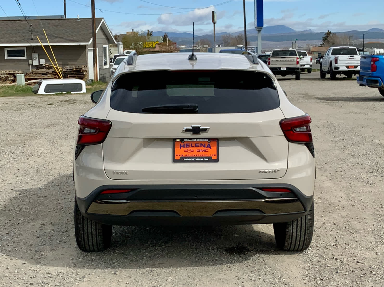 Thumbnail: 2026 Chevrolet Trax - 4