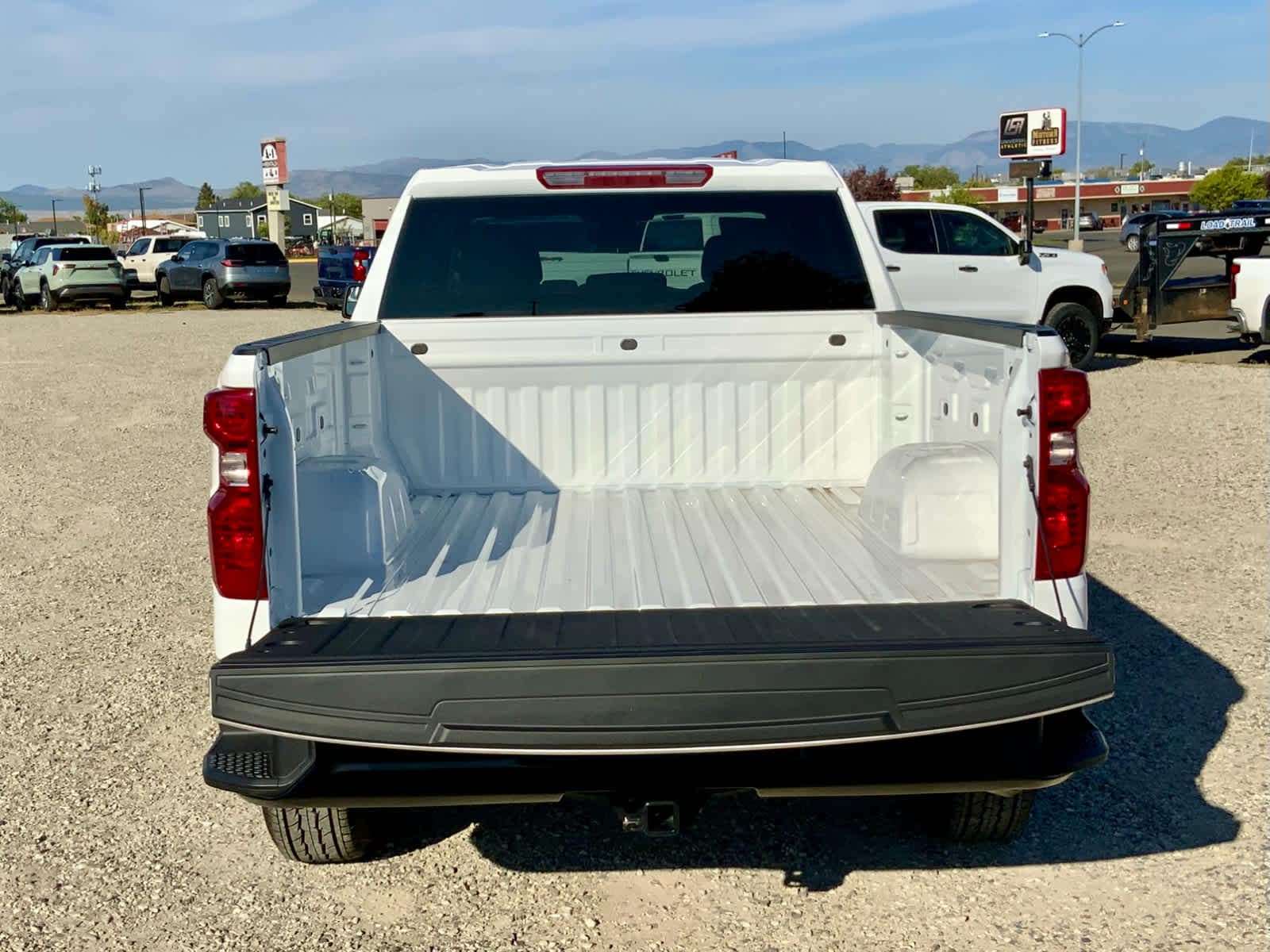 Thumbnail: 2026 Chevrolet Silverado 1500 - 19