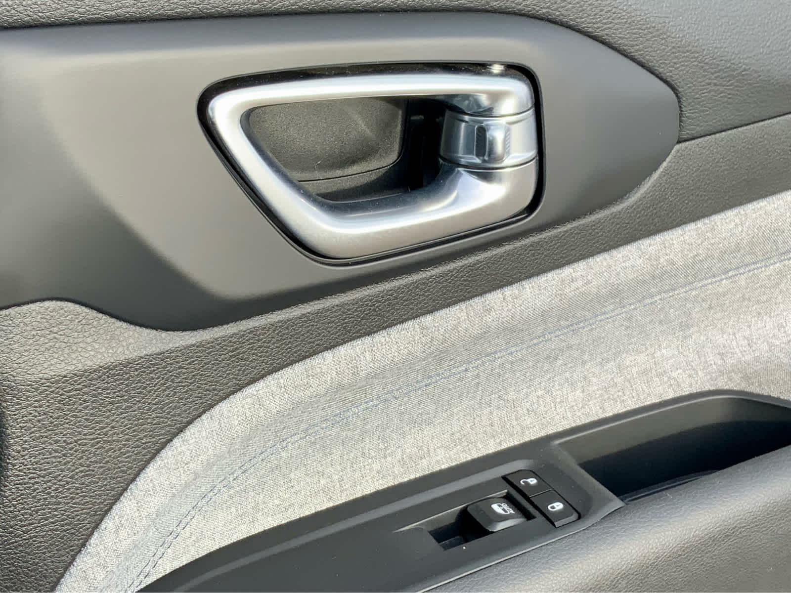 Thumbnail: 2024 Jeep Compass - 46