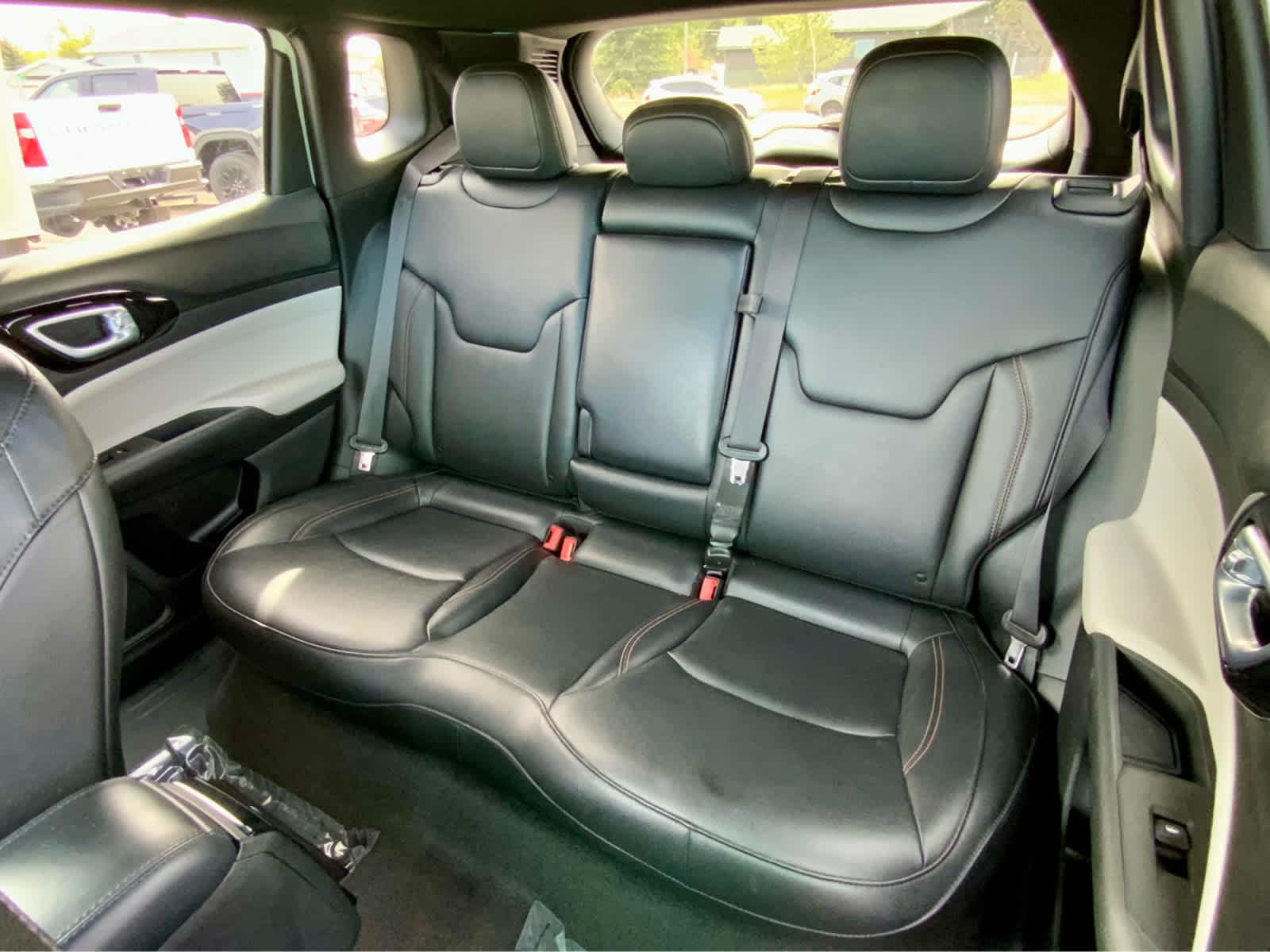 Thumbnail: 2023 Jeep Compass - 30