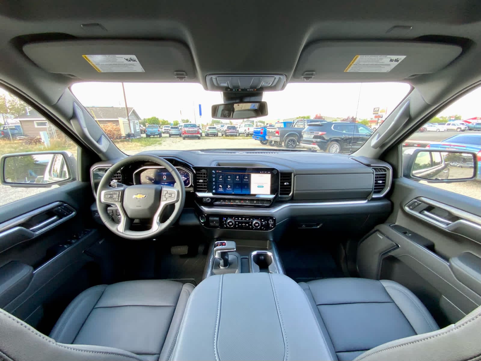 Thumbnail: 2026 Chevrolet Silverado 1500 - 36