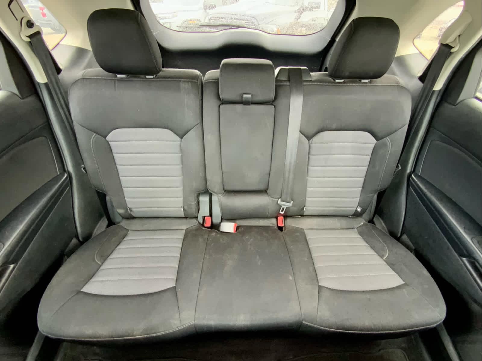 Thumbnail: 2015 Ford Edge - 25