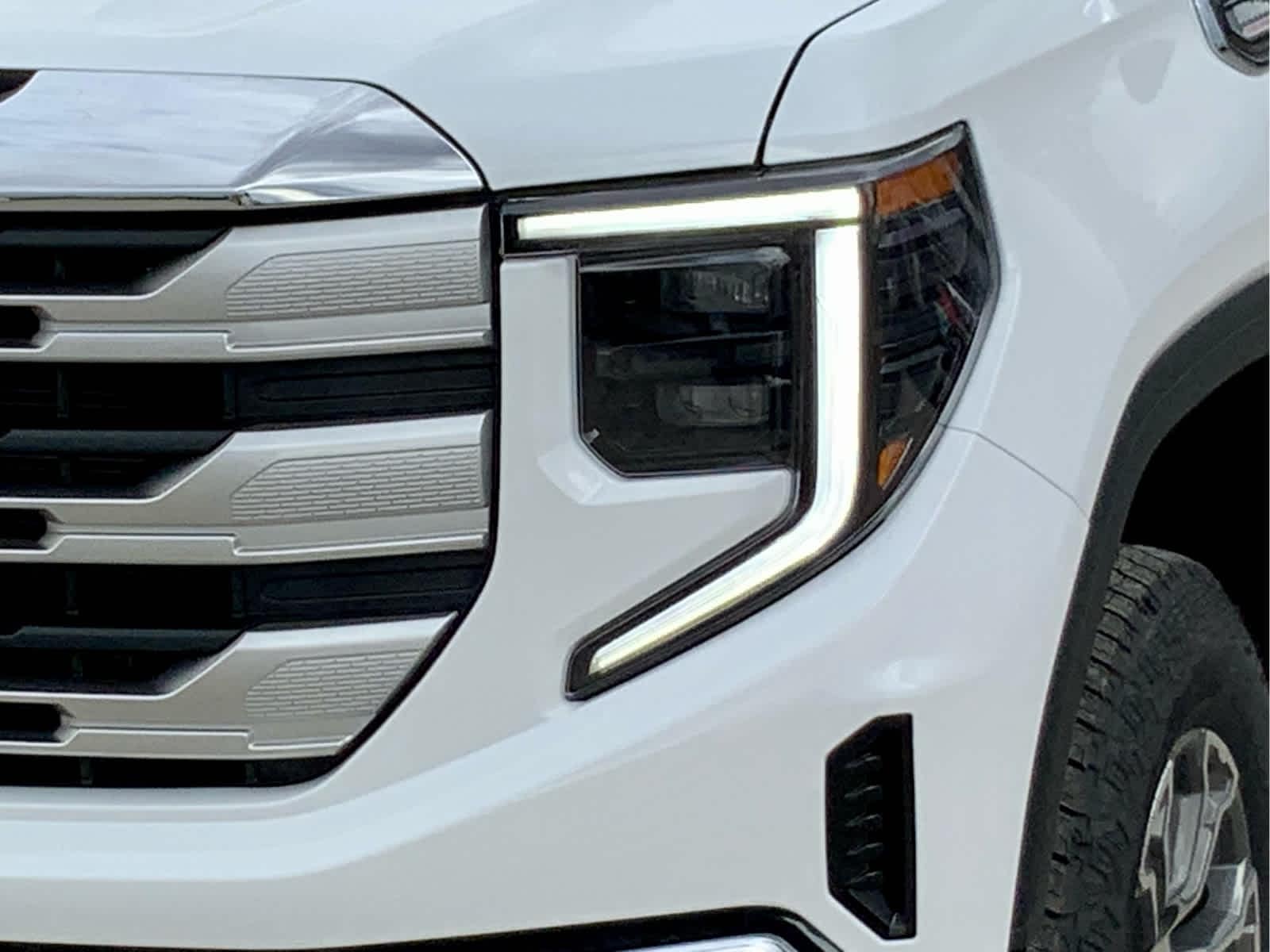 Thumbnail: 2026 GMC Sierra 1500 - 14