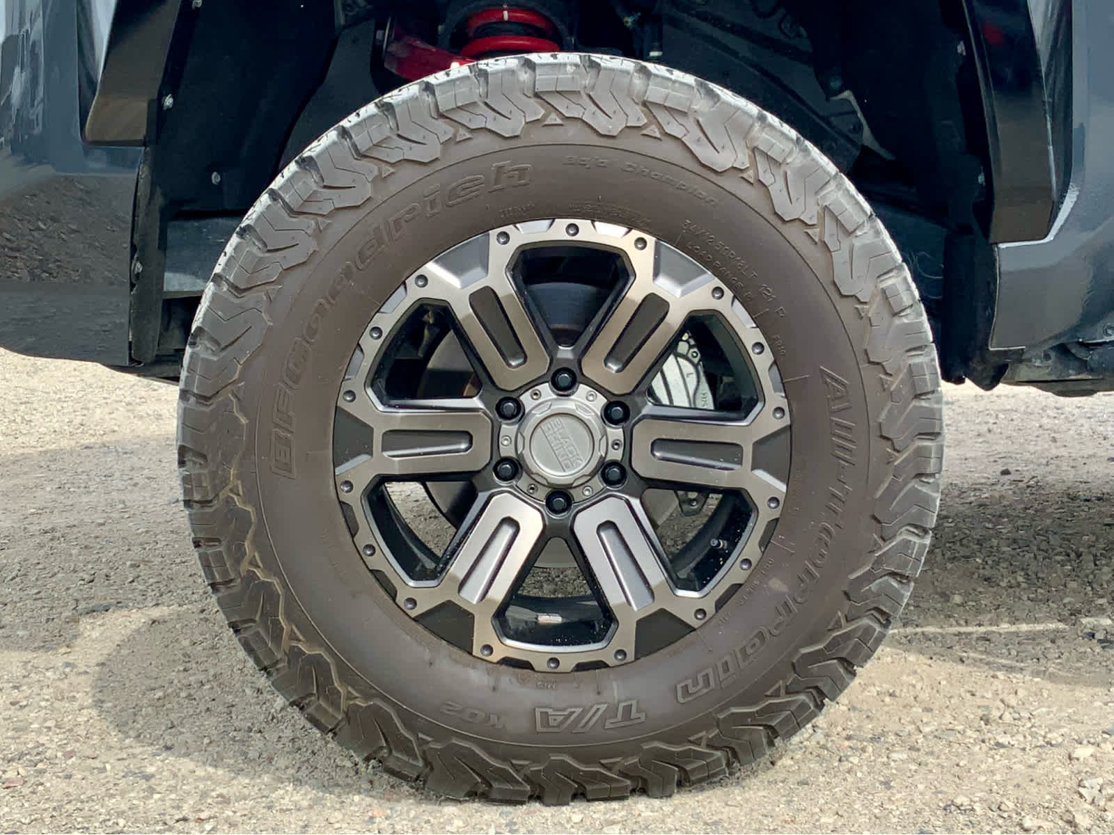 Thumbnail: 2024 Toyota Tacoma - 16