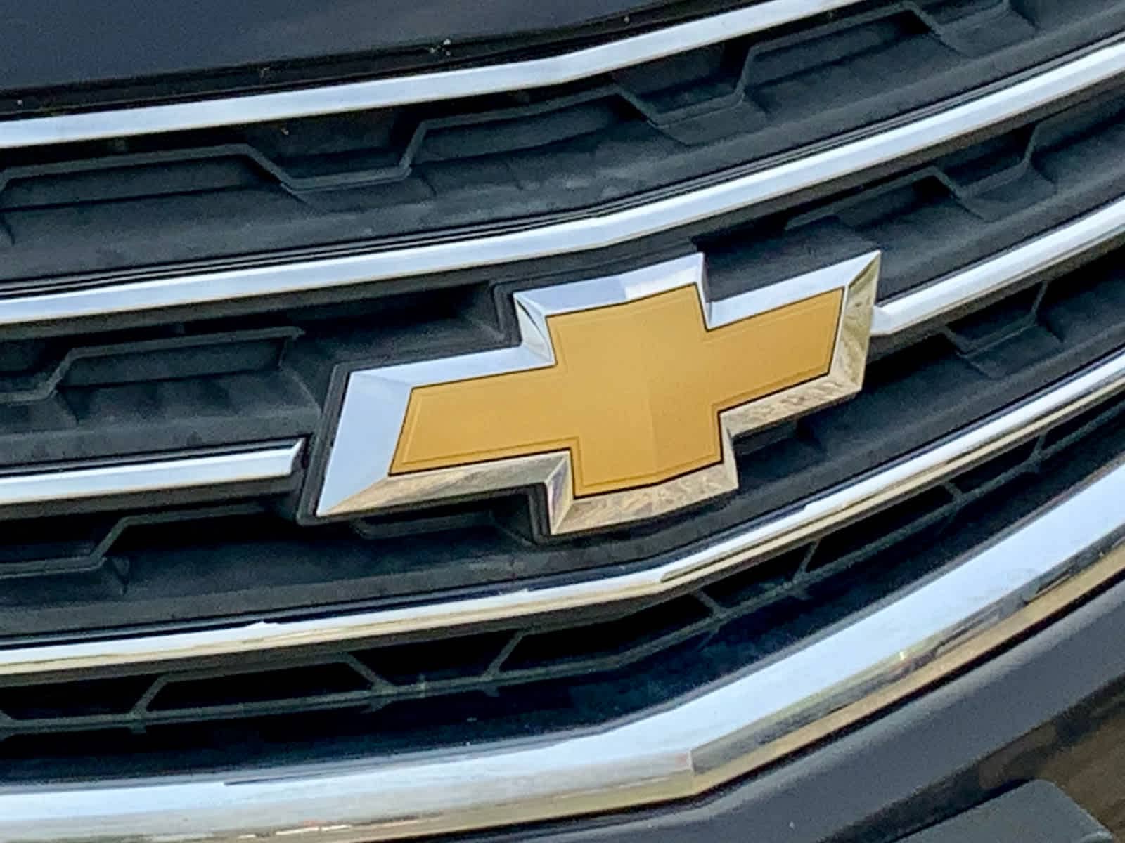 Thumbnail: 2016 Chevrolet Traverse - 21