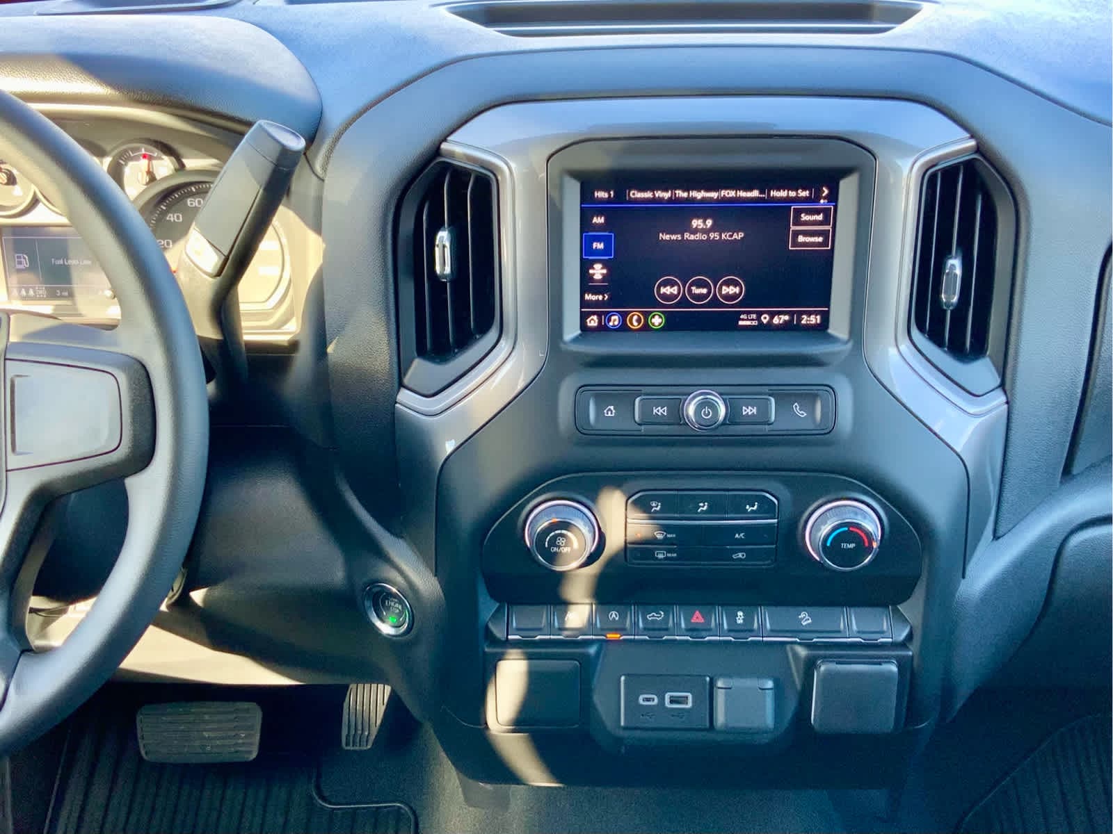 Thumbnail: 2026 Chevrolet Silverado 1500 - 49