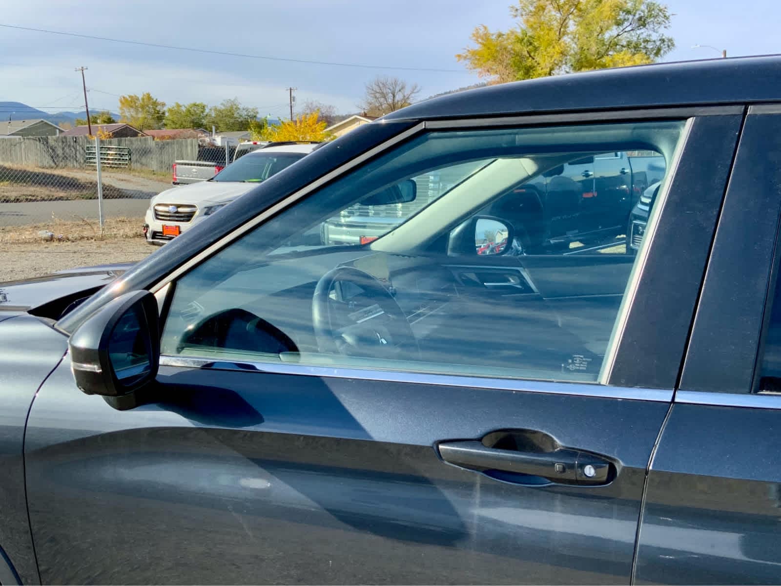 Thumbnail: 2024 Mitsubishi Outlander - 15