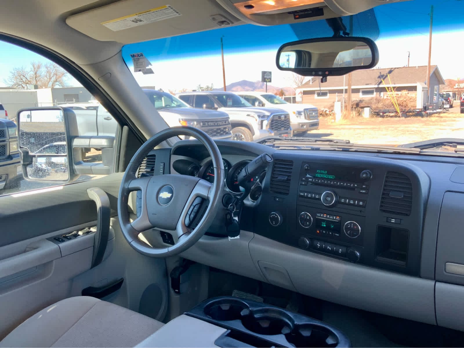 Thumbnail: 2013 Chevrolet Silverado 1500 - 32