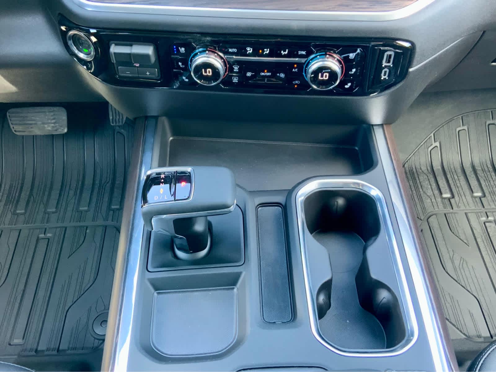 Thumbnail: 2026 GMC Sierra 1500 - 39