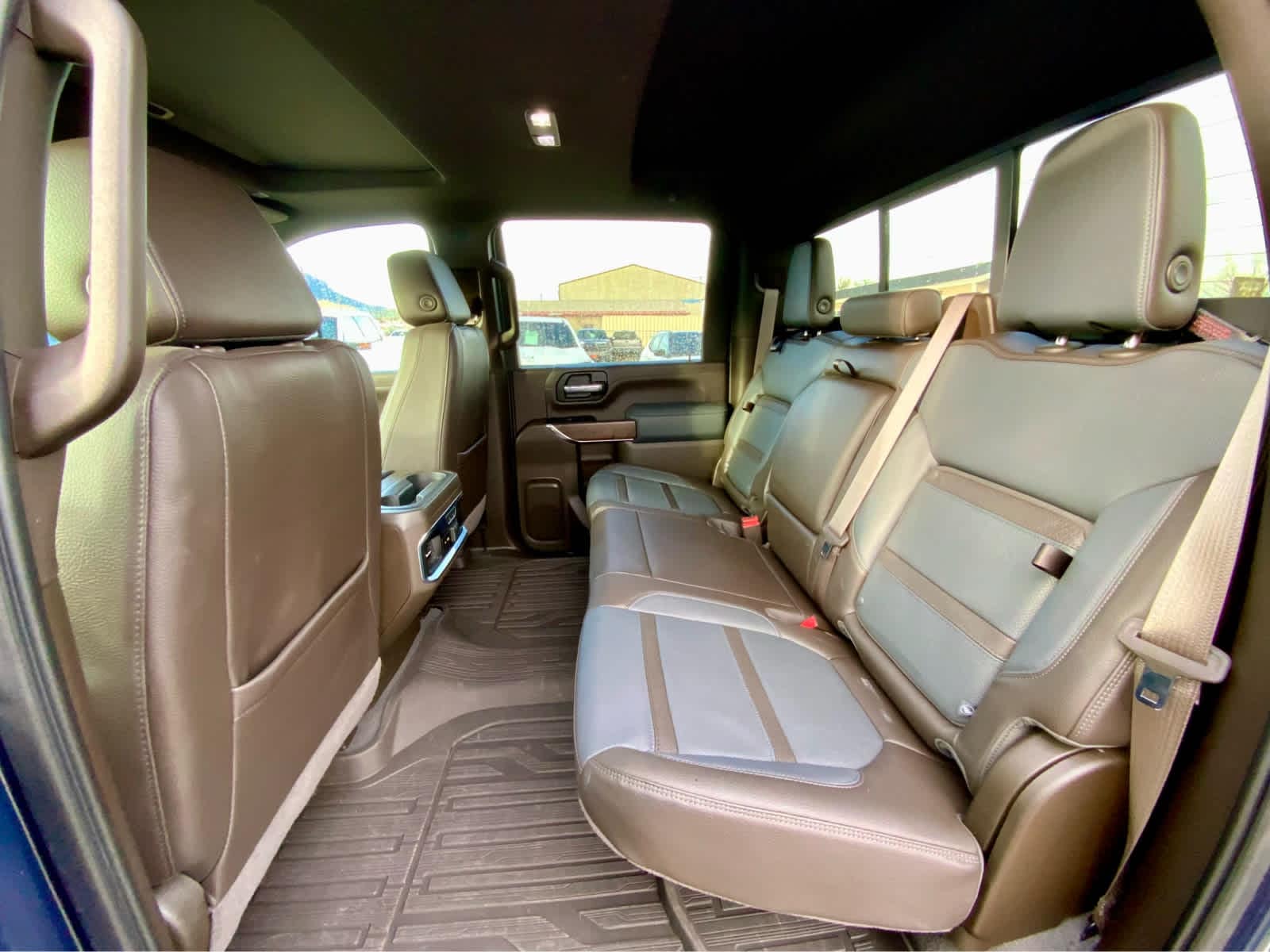 Thumbnail: 2023 GMC Sierra 3500 - 26